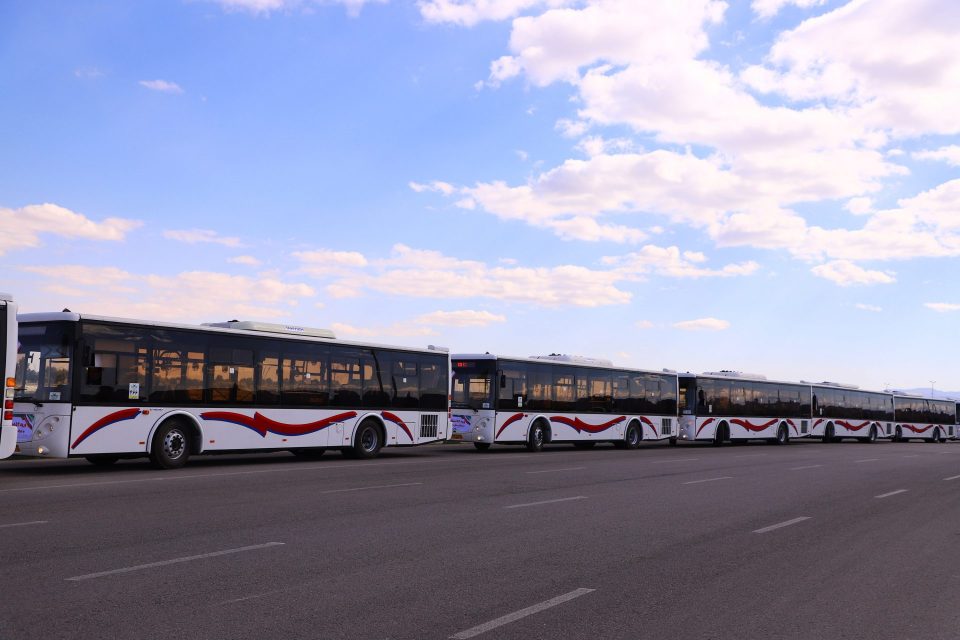 مراسم إضافة 52 حافلة لأسطول النقل العام في مدينة قم